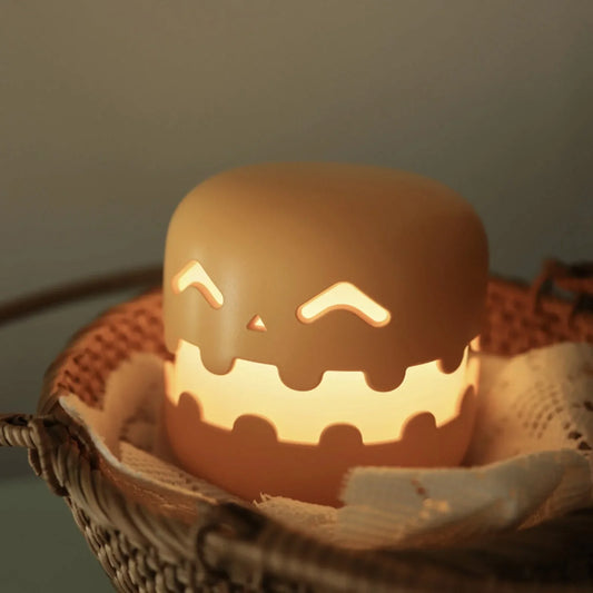 NEU: Spooky Pumpkin Light